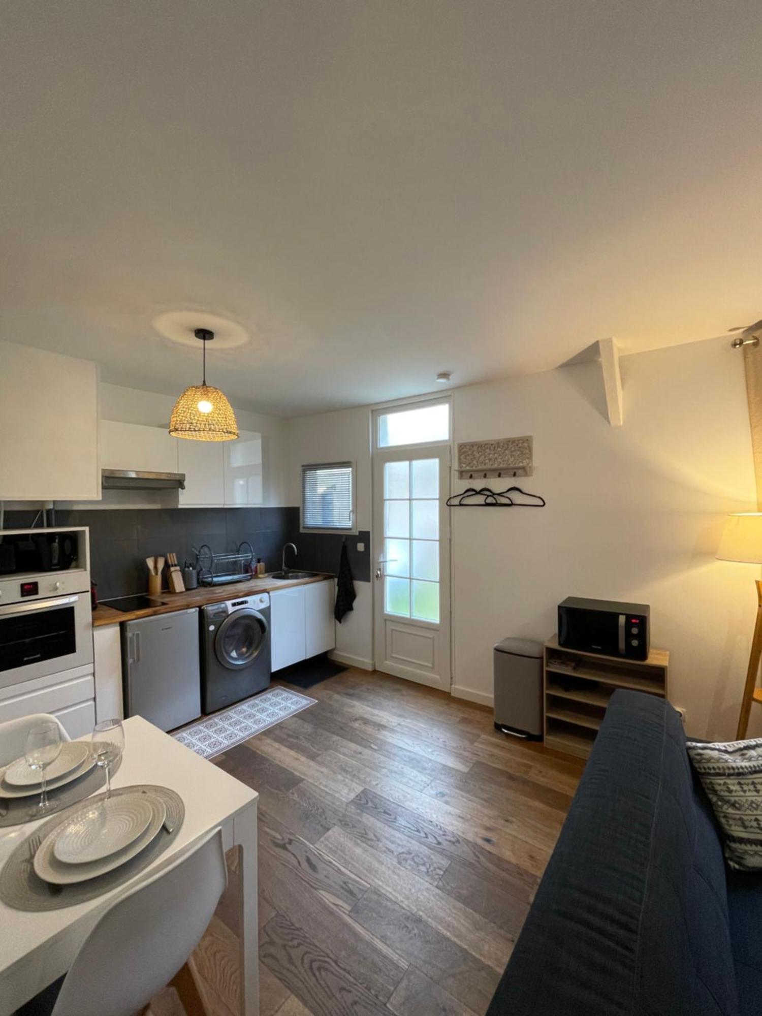 Sleepin Orleans - Parking - Netflix Apartment Luaran gambar